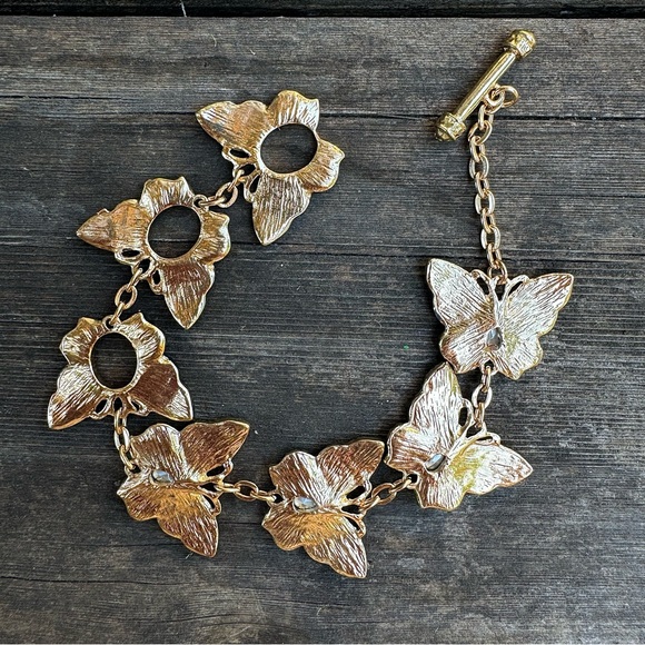 Green & Blue Sparkly Butterfly Gold Tone Rhinestone Crystal Adjustable Bracelet - Picture 3 of 12